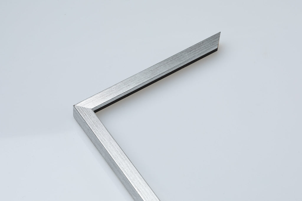 63x44 kulmikas antiikinhopea passepartout  (514-705)